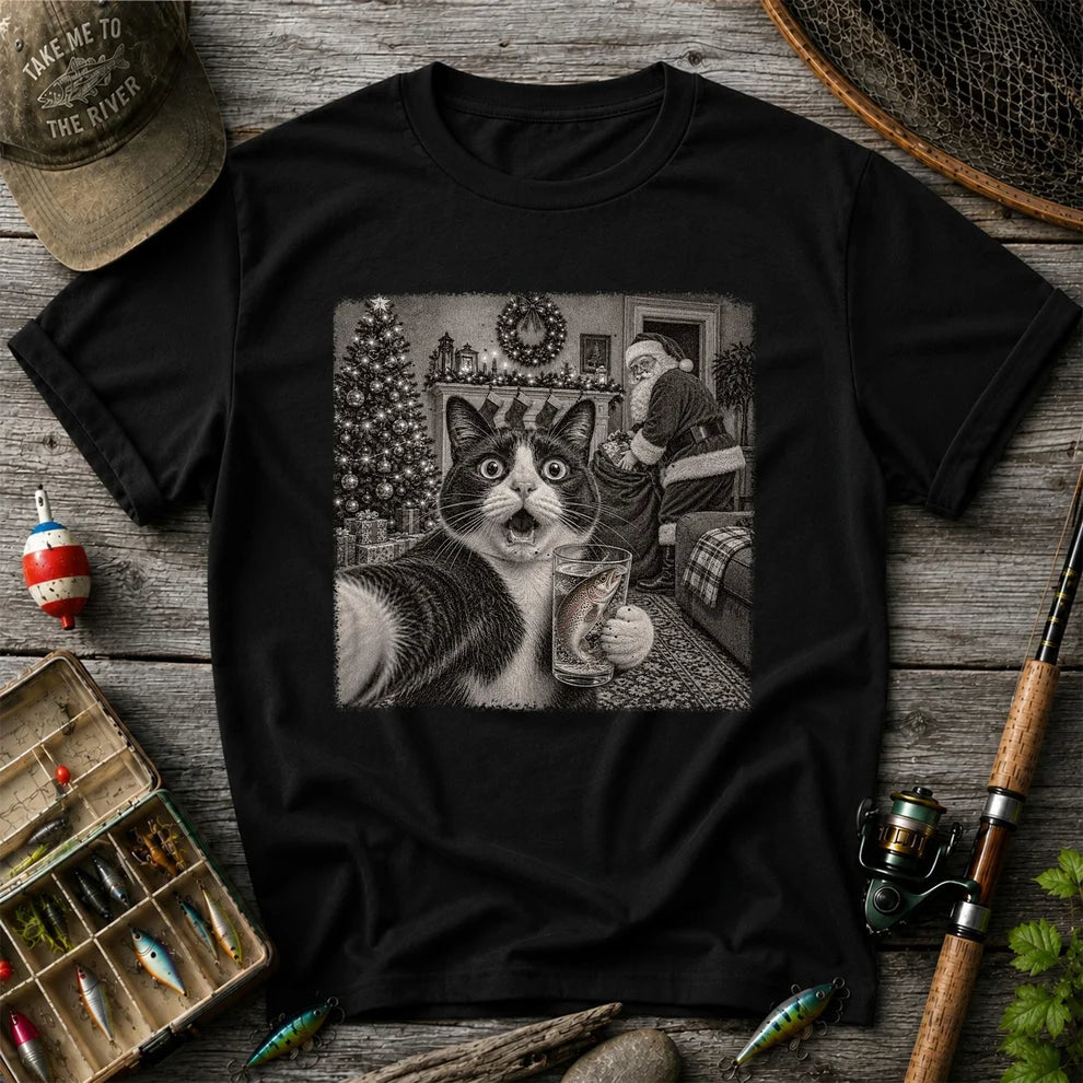 Christmas Cat Holding a Fish Mug Holiday Graphic T-Shirt